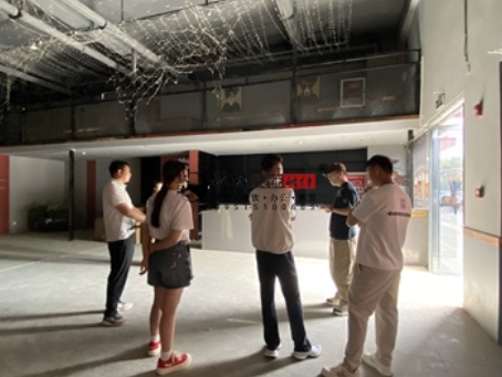 红寺堡装修公司|红寺堡民谣集酒馆设计装修项目现场勘察